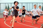 北京市昨日公布學校跑道質量標準編制 讓“毒跑道”排查有據可依